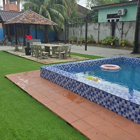 Casa Tiga Homestay Besut Kampung Kuala Besut Luaran gambar