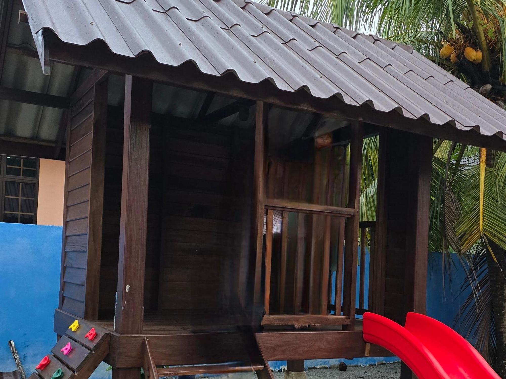 Casa Tiga Homestay Besut Kampung Kuala Besut Luaran gambar
